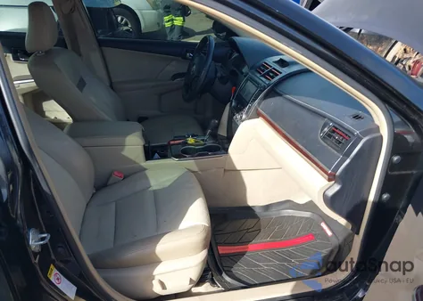 2012 Toyota Camry Xle z USA, uszkodzony, nr VIN 4T1BF1FK7CU020101